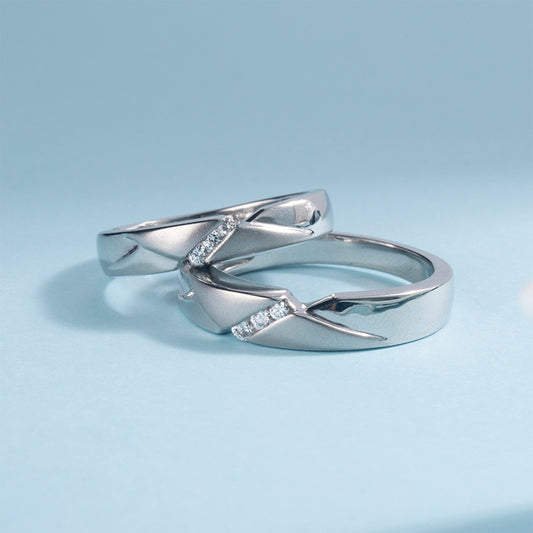 How to Keep Your Rings Clean: A Simple Guide to Maintaining Sparkle and Shine