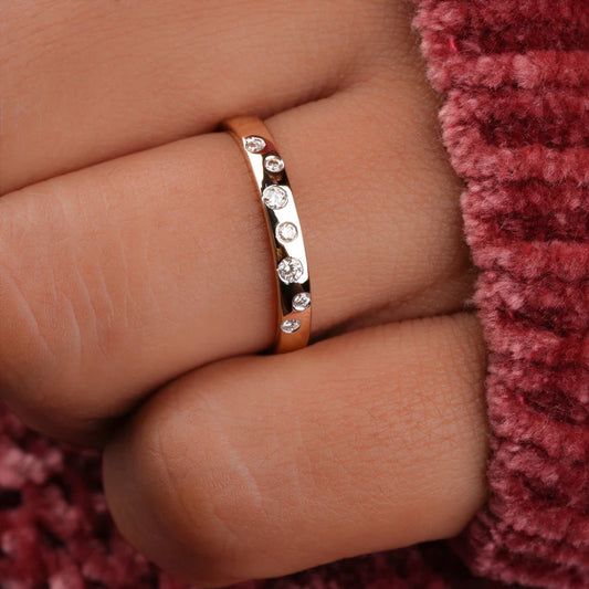 Small Diamonds Round Wedding Band