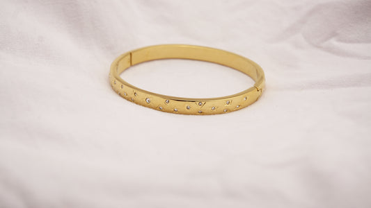 Star stone studded kada