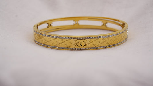 Elegant Designer Bracelet with Crystal Accents