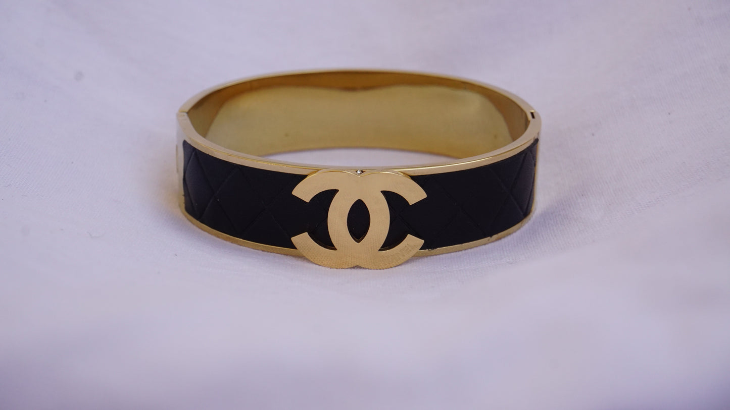 Anti-Tarnish Bracelet for Elegant Style