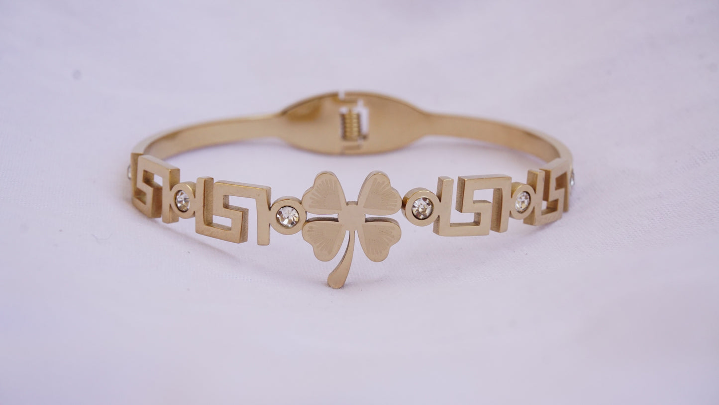Charm Flowers Bangle