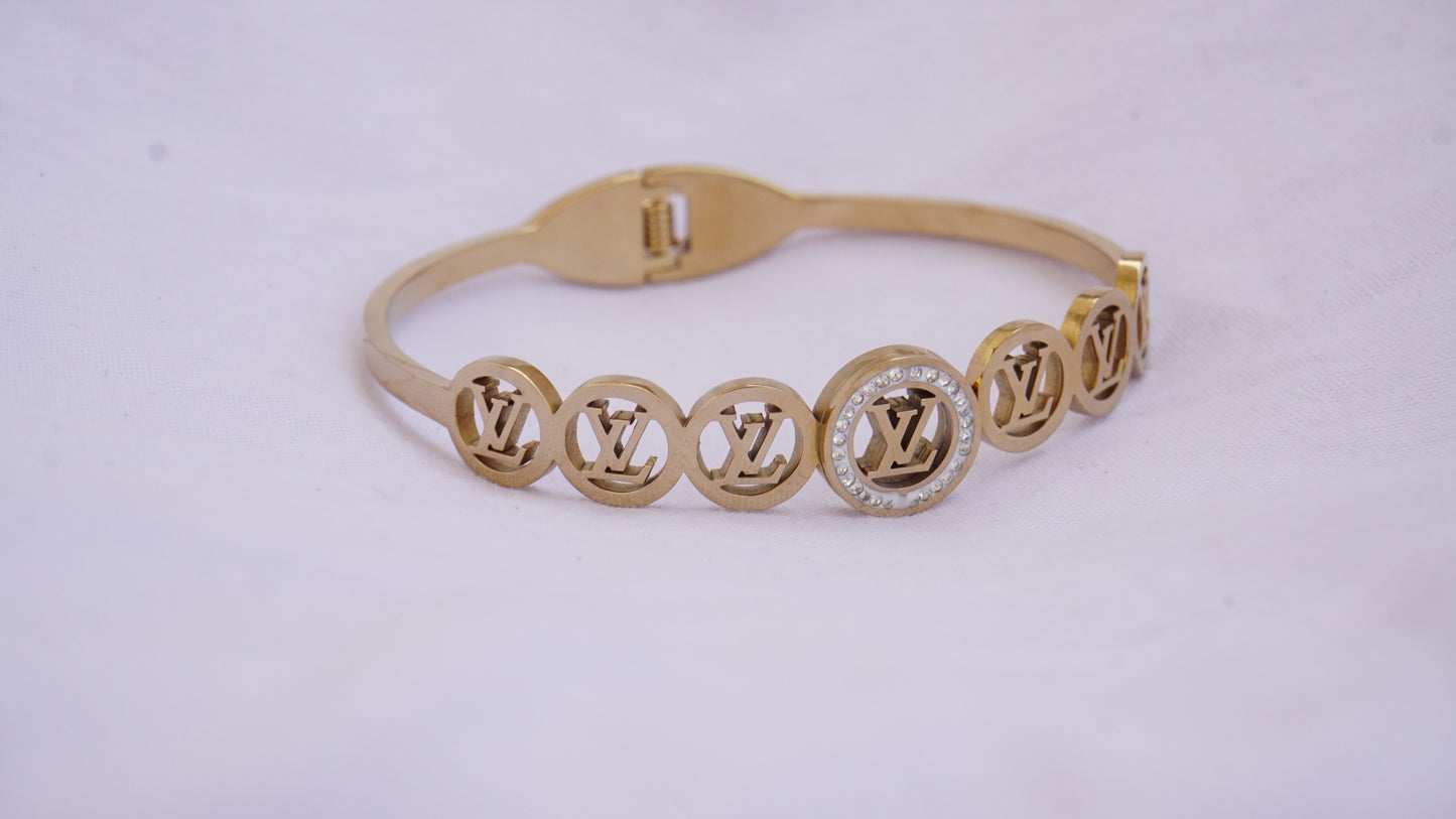 Luxury Lv Rose Gold American Diamonds Stainless Steel Openable Bangle Kada Women