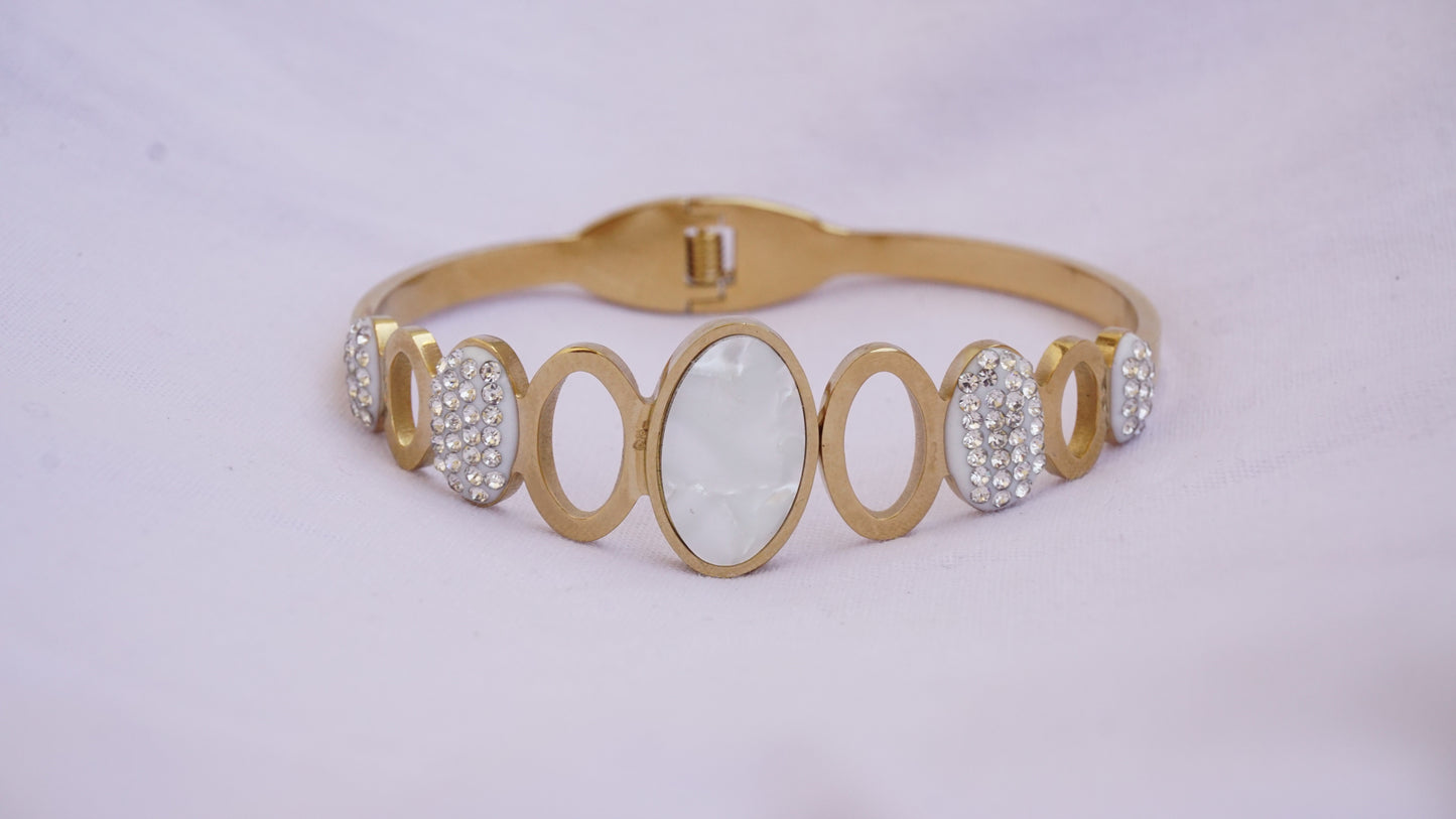 Attractive Stainless Steel Kada Bracelet For Women's