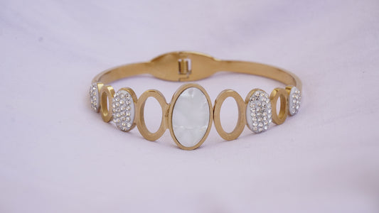 Attractive Stainless Steel Kada Bracelet For Women's