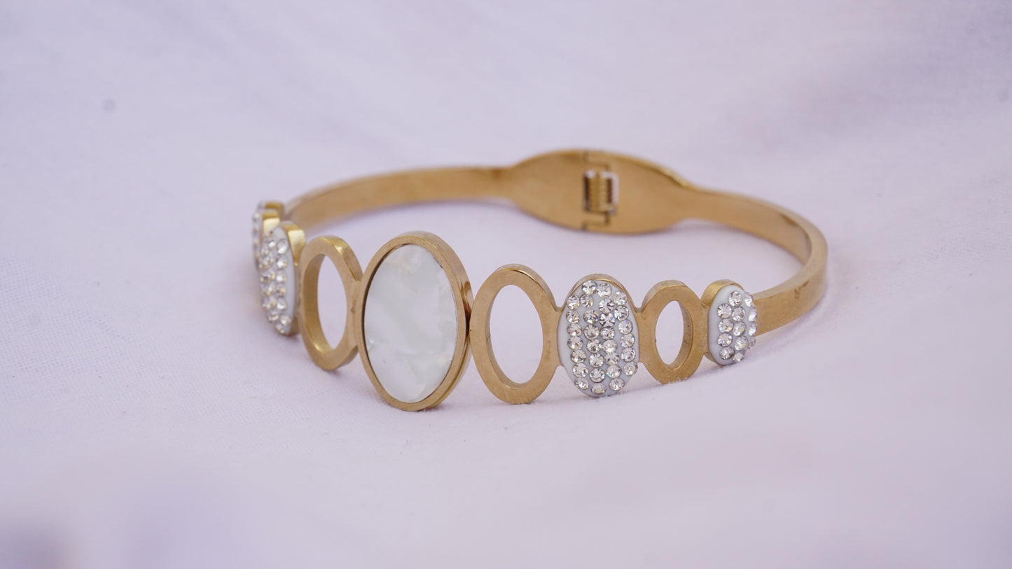 Attractive Stainless Steel Kada Bracelet For Women's