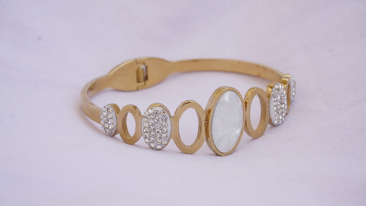 Attractive Stainless Steel Kada Bracelet For Women's