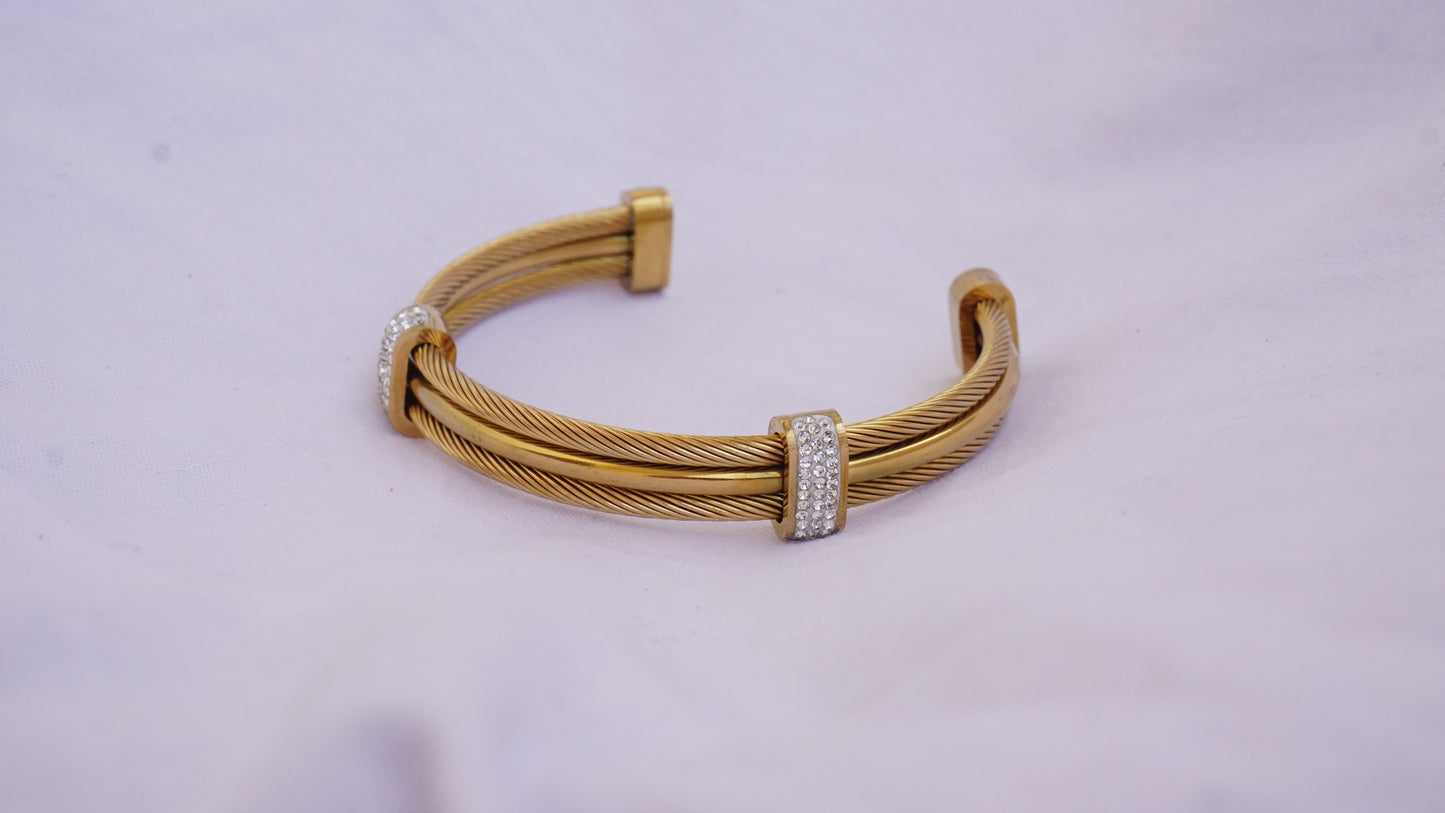 Diamond double row twisted