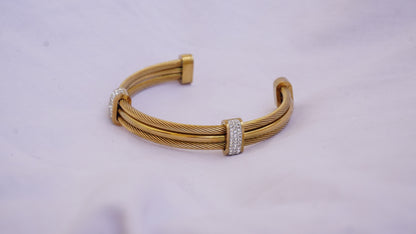 Diamond double row twisted