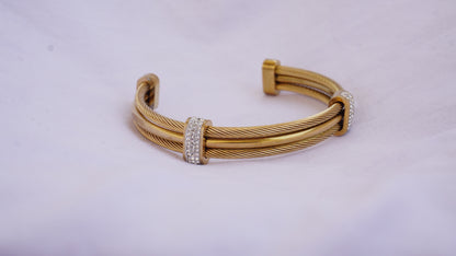 Diamond double row twisted