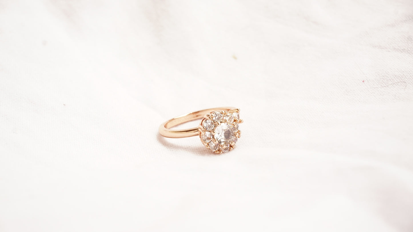 Snowflake Round Cut Diamond Ring