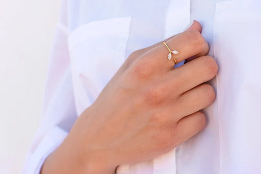 Dainty & Minimalist Marquise Flower Open Ring